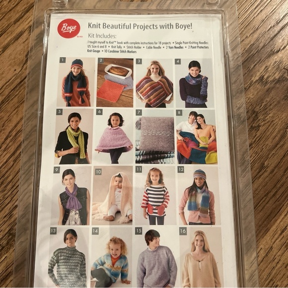 New Boye "I Taught Myself To Knit" Kit 18 Projects With Instructions & Tools - Picture 2 of 2
